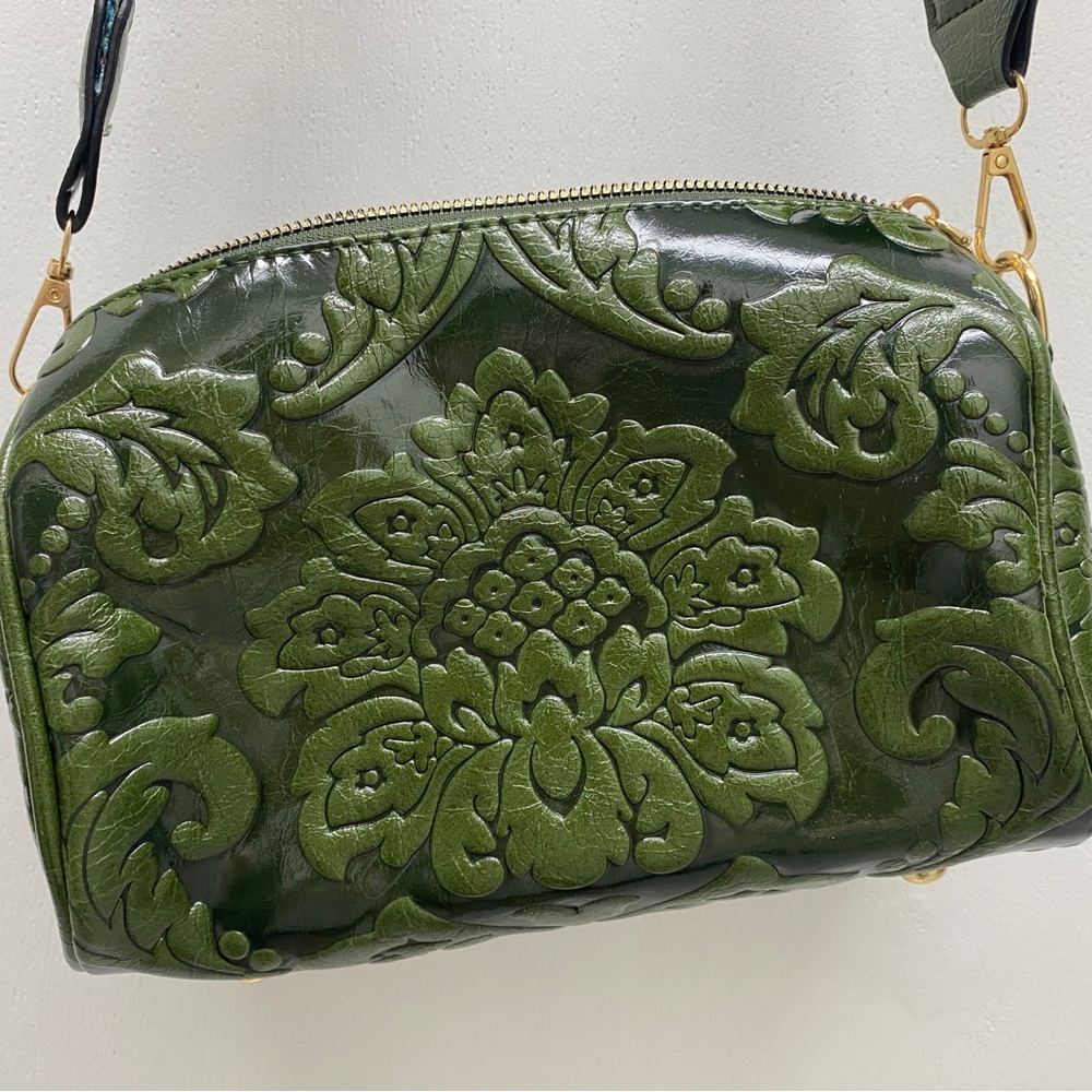 Vintage Barrel Crossbody Bag